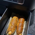 Keto Rezept Airfryer Heissluftfriteuse Wurst im Keto Teigmantel